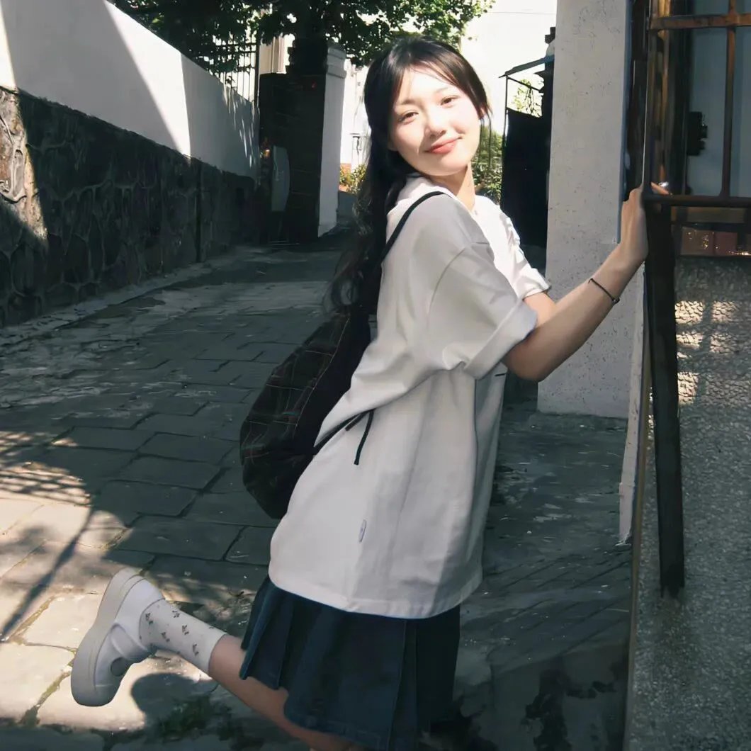 想吃掉我的非人少女